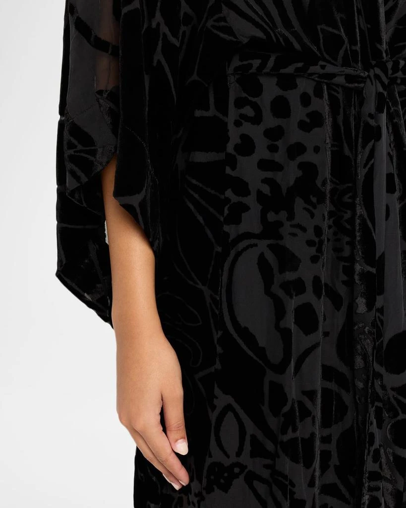 商品Natori|Vouveau Floral Velvet Burnout Robe,价格¥9182,第5张图片详细描述