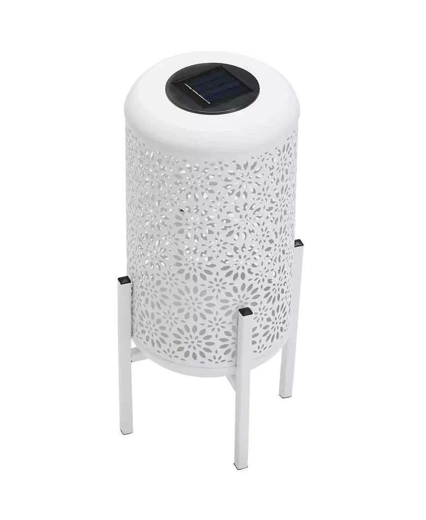 商品Glitzhome|14.25" H Set of 2 Metal Cutout Flower Pattern Solar Powered LED Outdoor Lantern with Stand,价格¥666,第5张图片详细描述