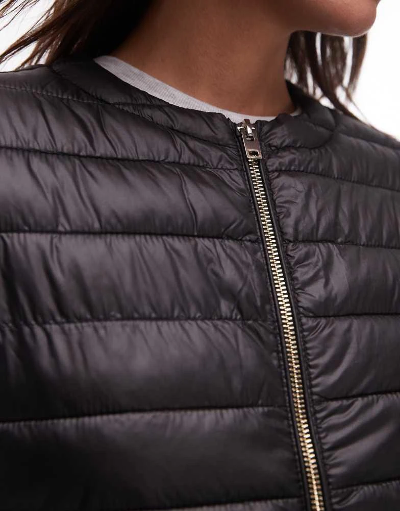 商品Mango|Mango water repellent padded gilet in black,价格¥319,第3张图片详细描述