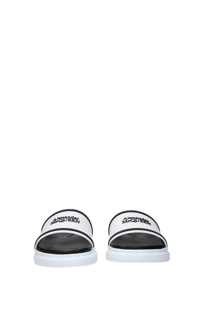 商品Alexander McQueen|Slippers and clogs Rubber White Black,价格¥1223,第3张图片详细描述