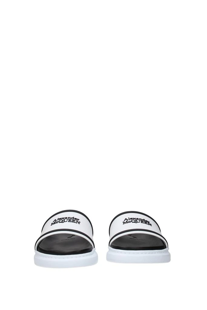 商品Alexander McQueen|Slippers and clogs Rubber White Black,价格¥1222,第3张图片详细描述