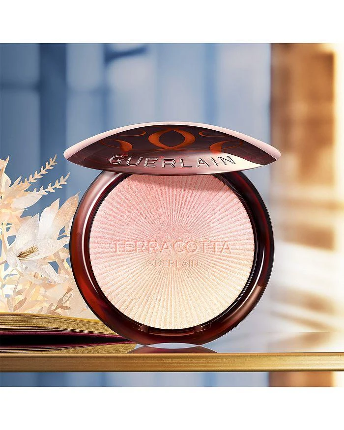 商品Guerlain|Holiday Limited Edition Terracotta Luminizer Highlighter,价格¥479,第3张图片详细描述