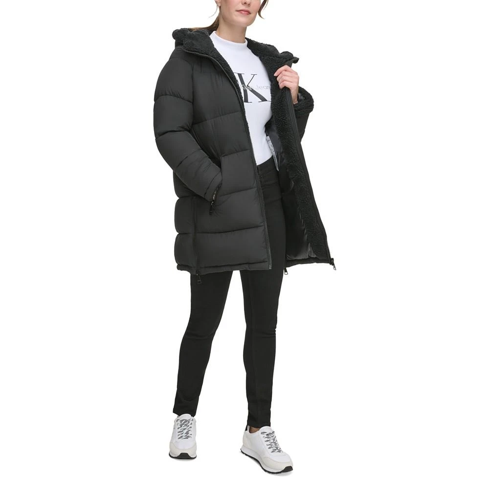 Women's Faux-Fur-Lined Hooded Puffer Coat 商品