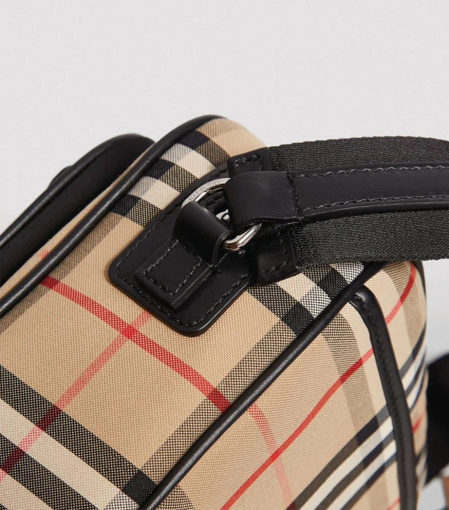 Vintage Check Cross Body Bag 商品