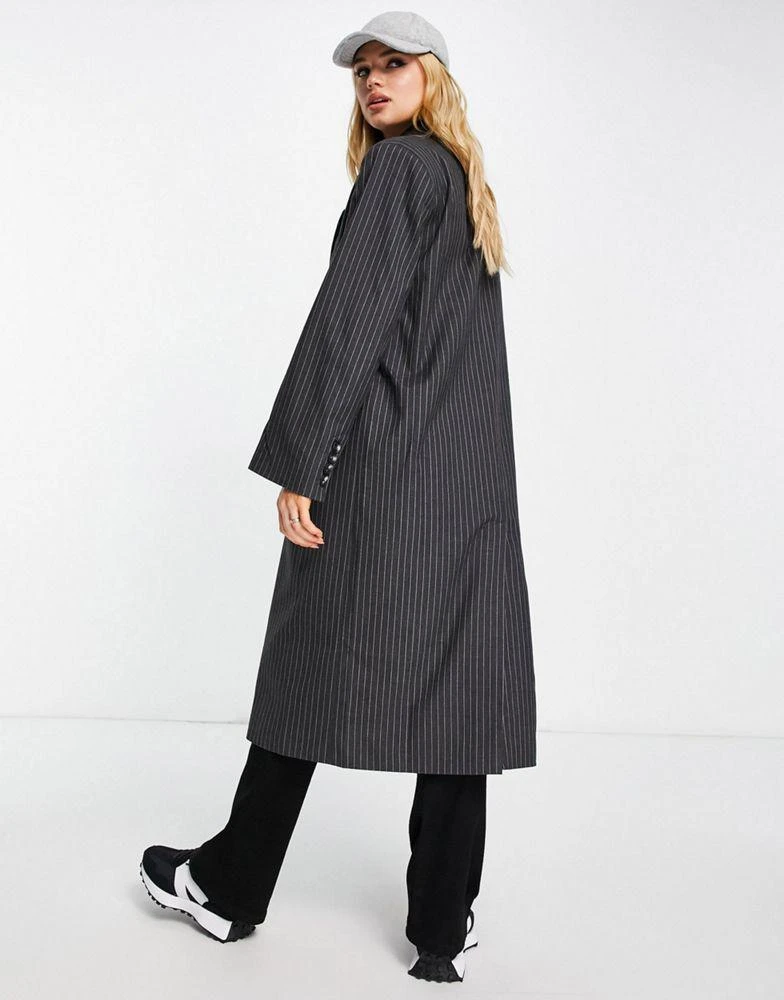 商品Topshop|Topshop pinstripe oversized dad coat in charcoal,价格¥357,第2张图片详细描述