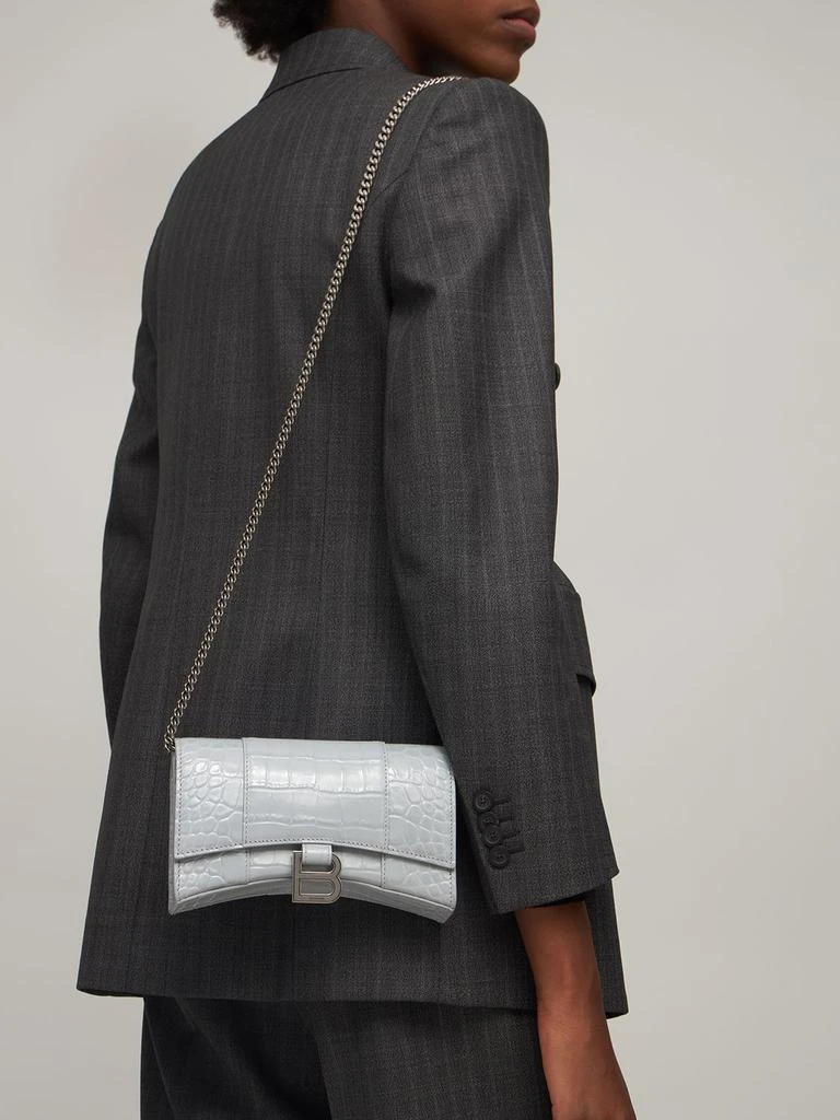 商品Balenciaga|Hourglass Embossed Leather Chain Wallet,价格¥13416,第2张图片详细描述