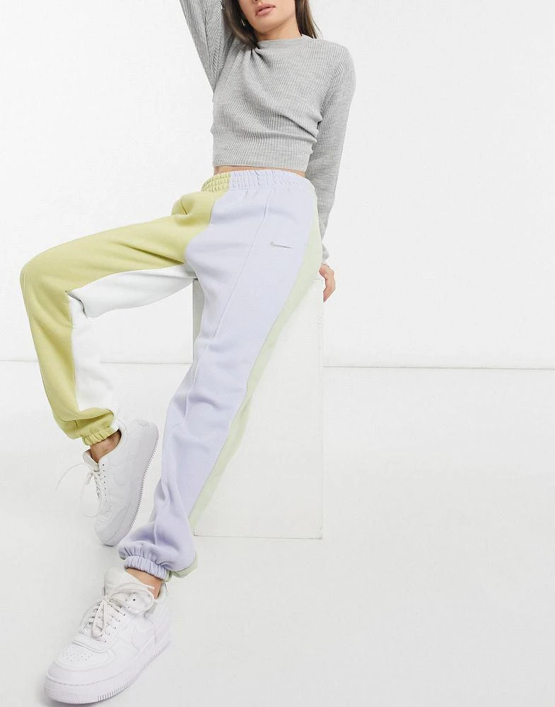 商品NIKE|Nike colour block joggers in blue and green neutrals,价格¥203,第1张图片