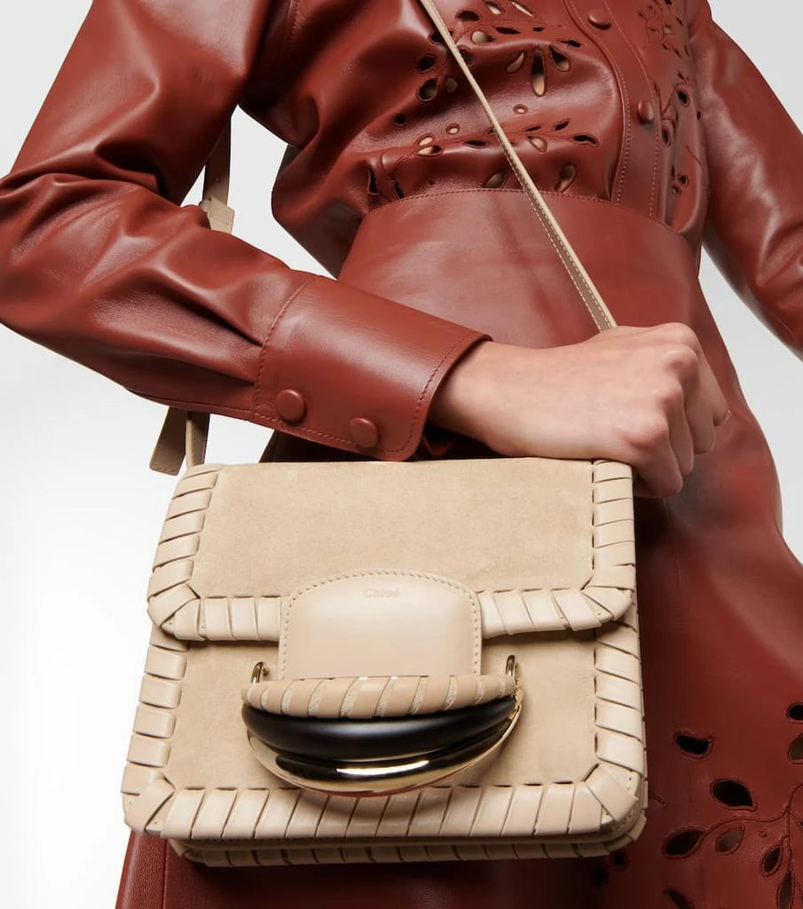 商品Chloé|Kattie suede crossbody bag,价格¥18804,第2张图片详细描述