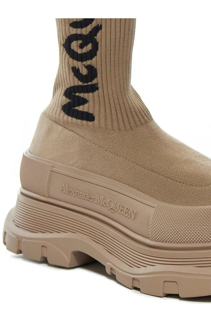 商品Alexander McQueen|Alexander McQueen Tread Slick Logo Intarsia Boots,价格¥3966,第4张图片详细描述