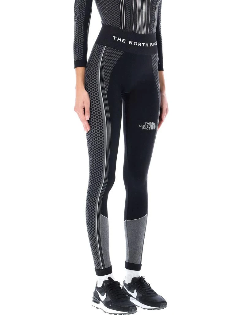 商品The North Face|The North Face Panelled Stretched Leggings,价格¥621,第3张图片详细描述