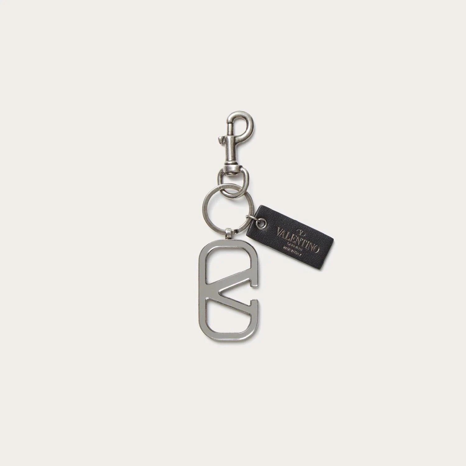 商品Valentino|包邮包税【预售7天发货】 VALENTINO华伦天奴 24春夏 男士 钥匙扣 PORTE-CLÉS VLOGO SIGNATURE XY2P0R81KVI_S13,价格¥2028,第1张图片