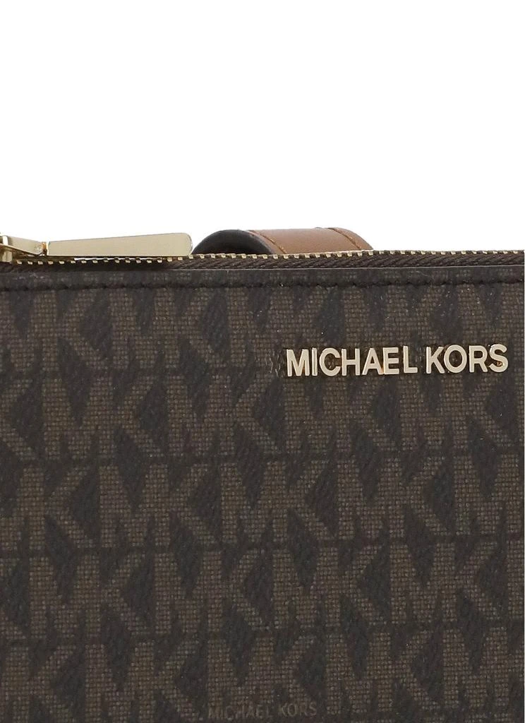 商品Michael Kors|Michael Michael Kors Adele Logo Plaque Clutch Bag,价格¥776,第4张图片详细描述