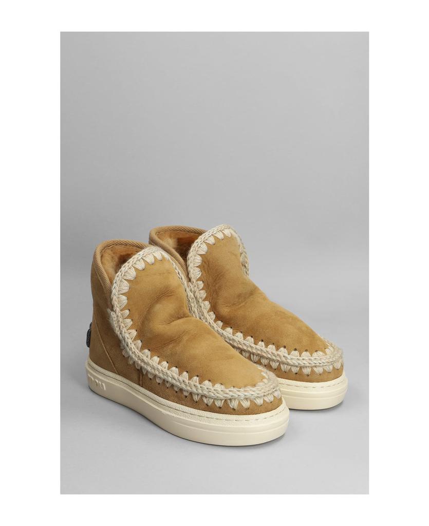 Eskimo Sneaker Bold Low Heels Ankle Boots In Beige Suede商品第2张图片规格展示