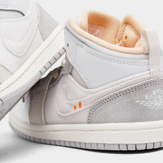 商品Jordan|Kids' Toddler Air Jordan 1 Mid SE Casual Shoes,价格¥490,第3张图片详细描述