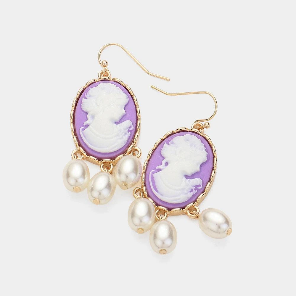 商品FASHNZFAB|Triple Pearl Embellished Cameo Dangle Earrings - Lavender,价格¥200,第1张图片详细描述