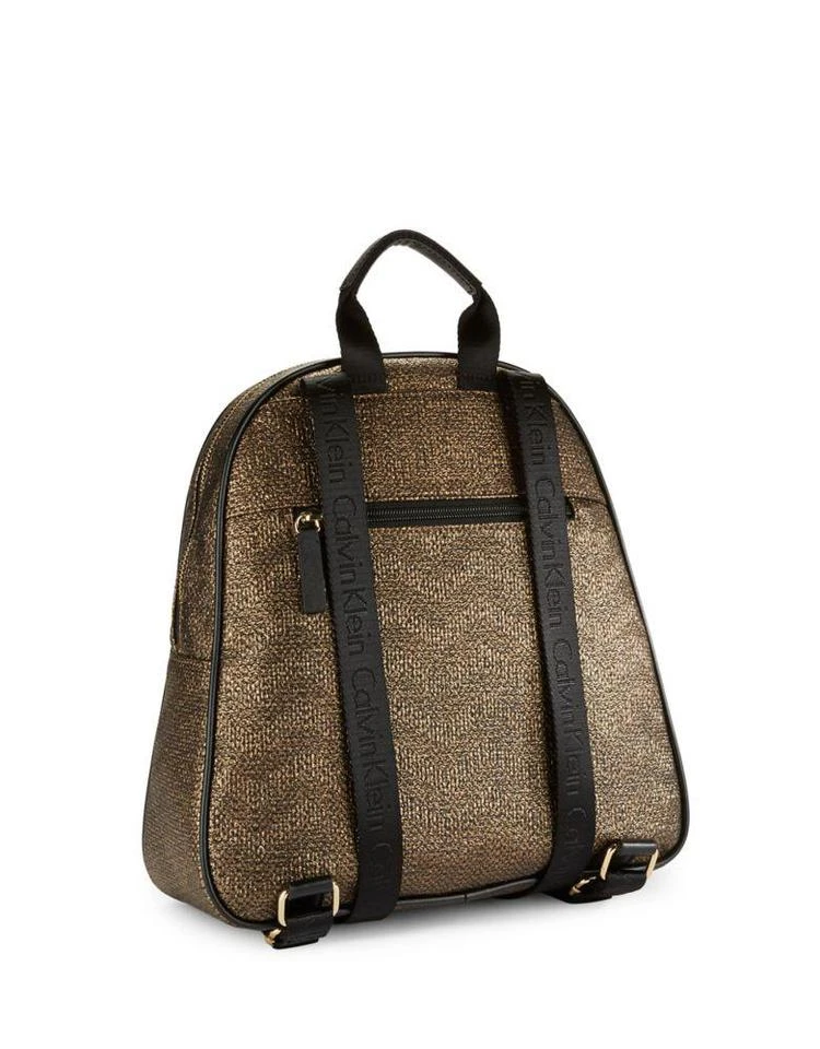 商品Calvin Klein|Textured Backpack,价格¥379,第5张图片详细描述