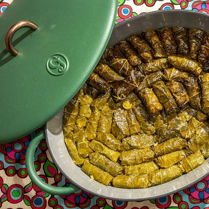 The Dutchess Enameled Cast Iron Dutch Oven 商品