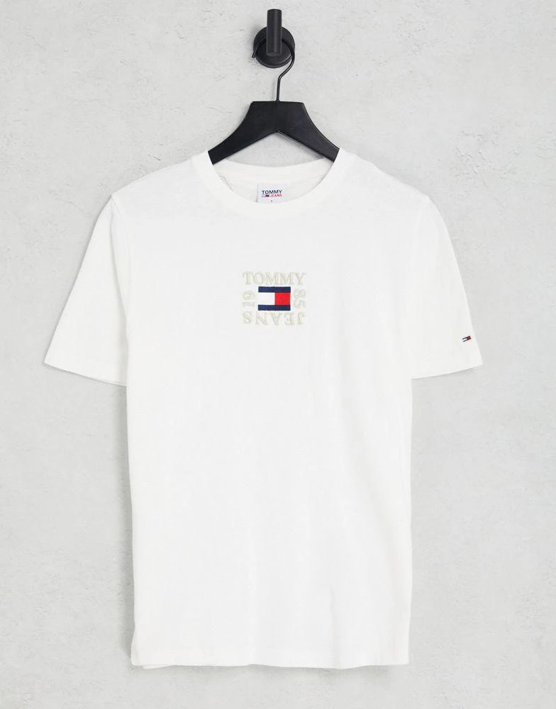 商品Tommy Jeans|Tommy Jeans cotton relaxed timeless boxy t-shirt in white - WHITE,价格¥222,第1张图片