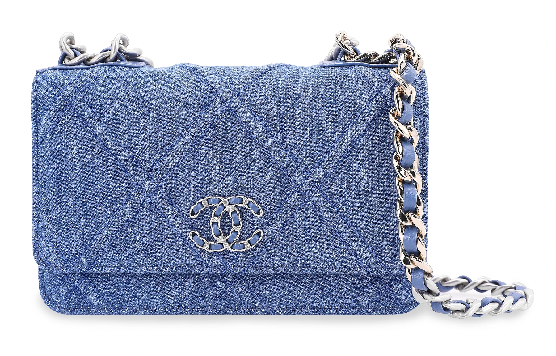 商品[国内直发] Chanel|香奈儿 19BagWOC 经典银扣菱格纹 丹宁牛仔 链条包单肩斜挎包钱包 女款 浅蓝色,价格¥27840,第3张图片详细描述