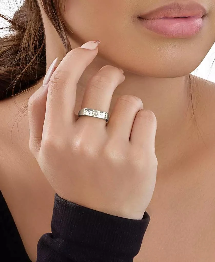 商品Sterling Forever|Women's Sterling Silver Imitation Pearl and Cubic Zirconia Bar Ring,价格¥335,第3张图片详细描述