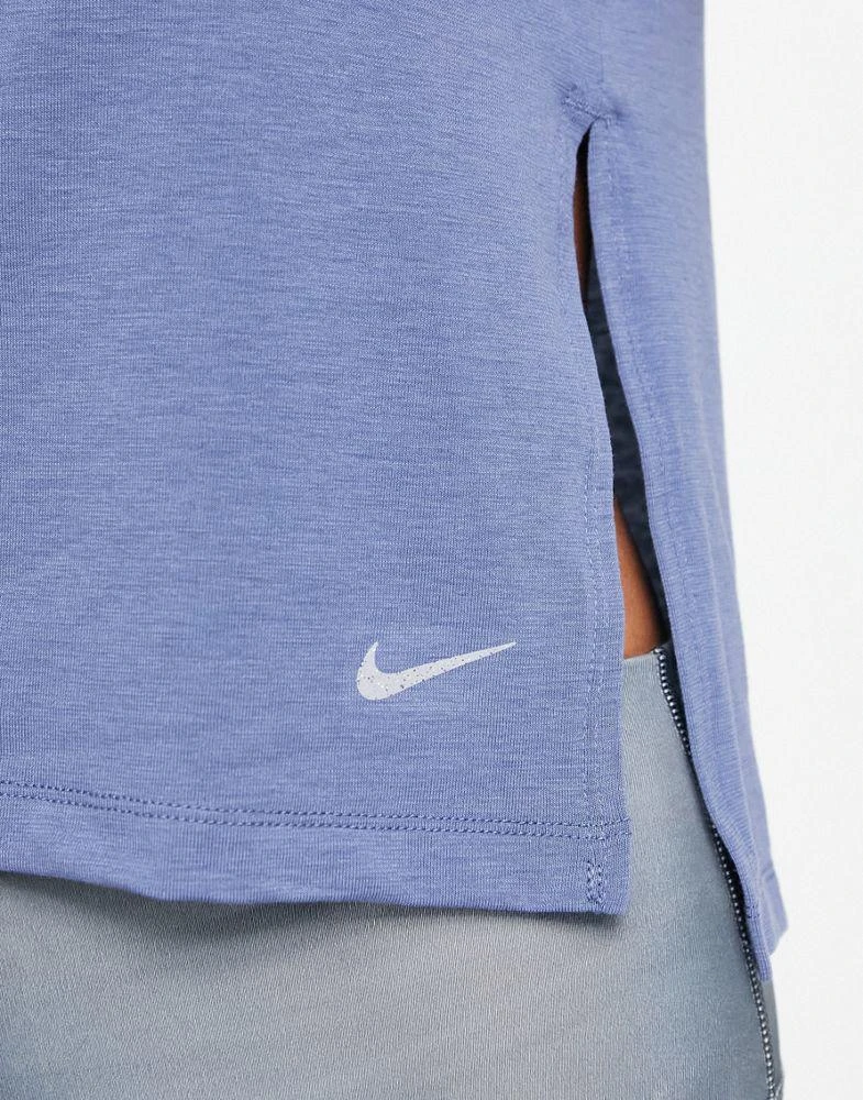 商品NIKE|Nike Yoga Essentials dri fit side split t-shirt in diffused blue,价格¥215,第2张图片详细描述