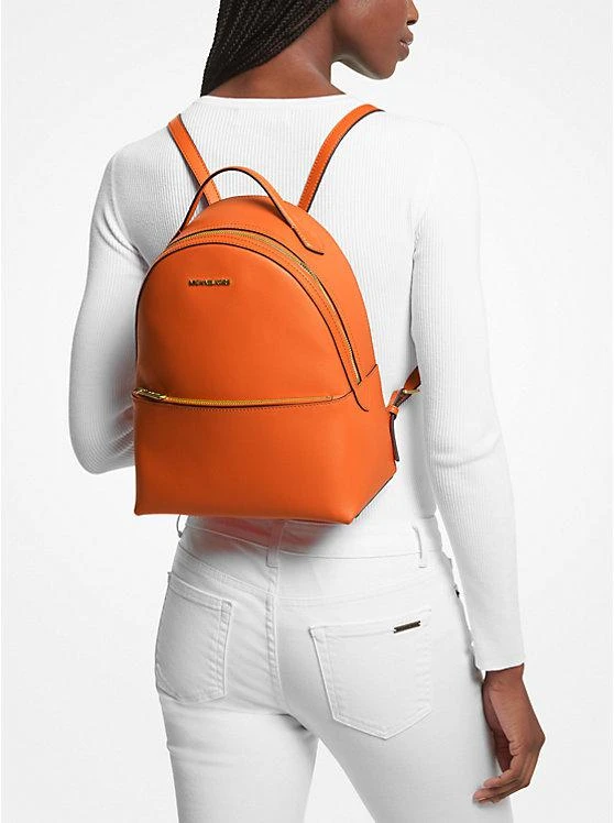 商品Michael Kors|Sheila Medium Faux Saffiano Leather Backpack,价格¥876-¥3664,第4张图片详细描述