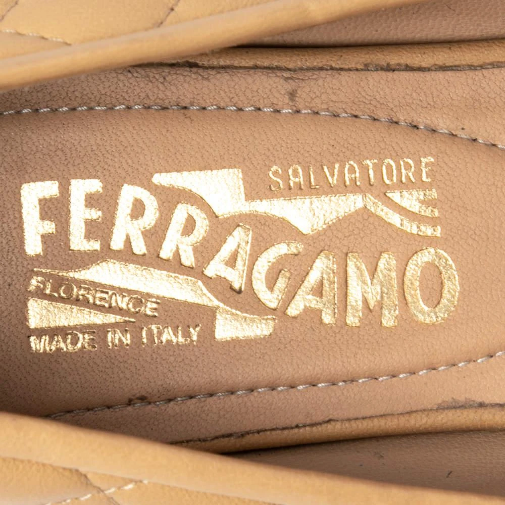 Salvatore Ferragamo Beige/Black Patent And Leather Varina  Ballet Flats Size 39 商品