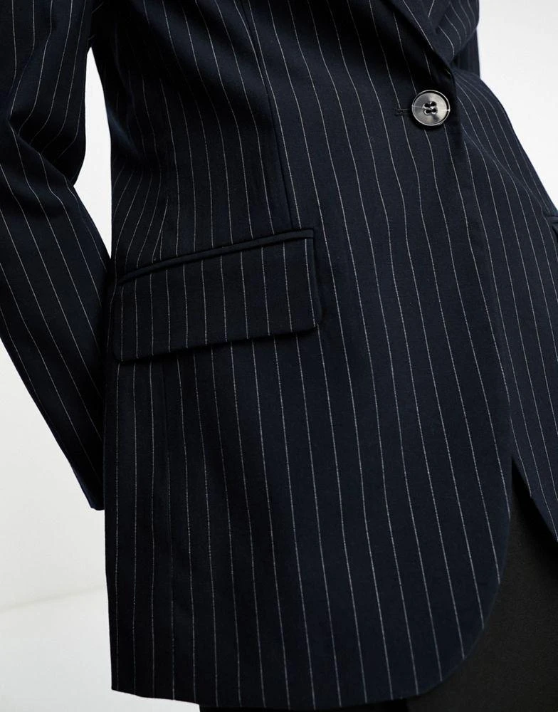 商品Bershka|Bershka oversized mansy blazer in navy pinstripe,价格¥342,第3张图片详细描述