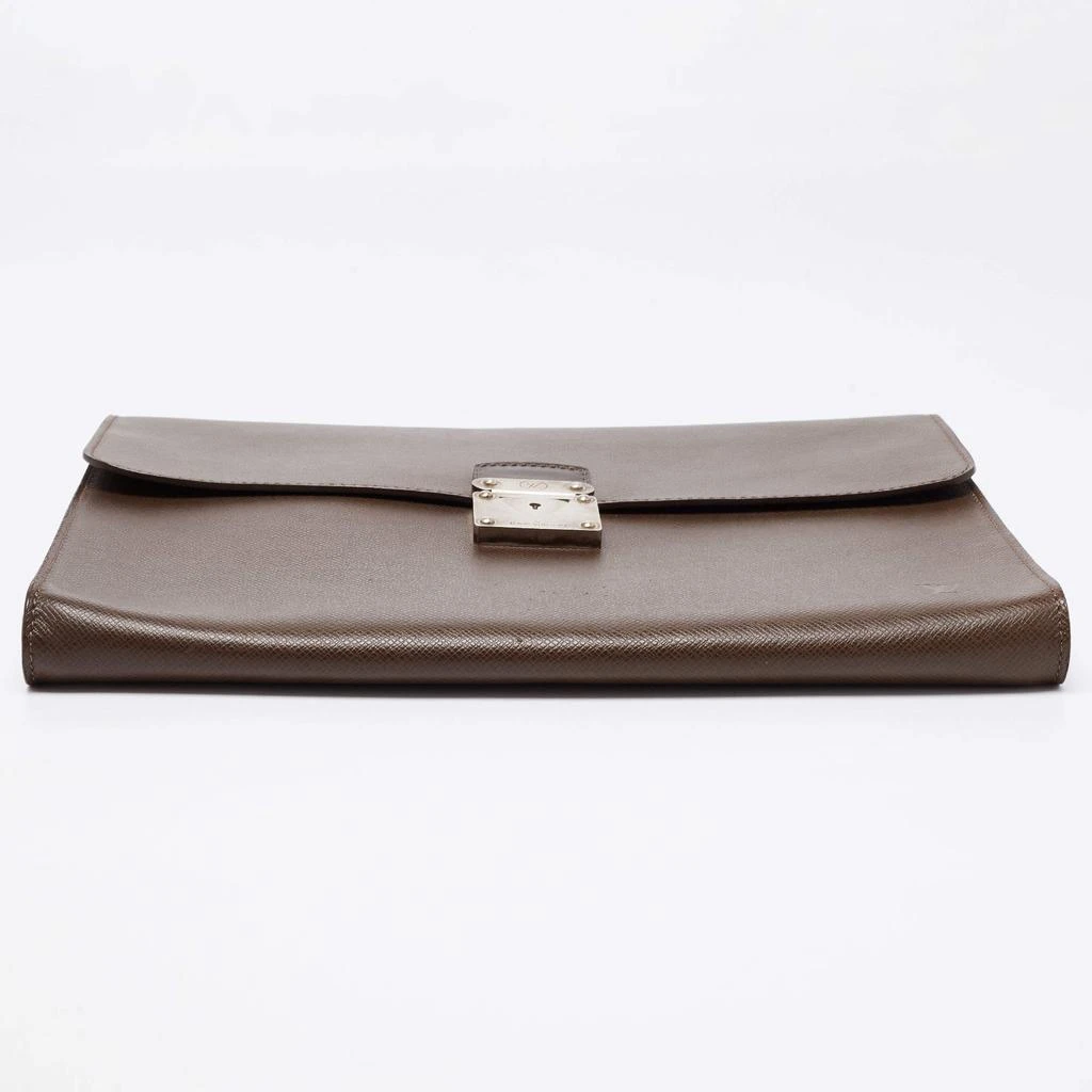 Louis Vuitton Brown Taiga Leather Minuto Portfolio Case 商品