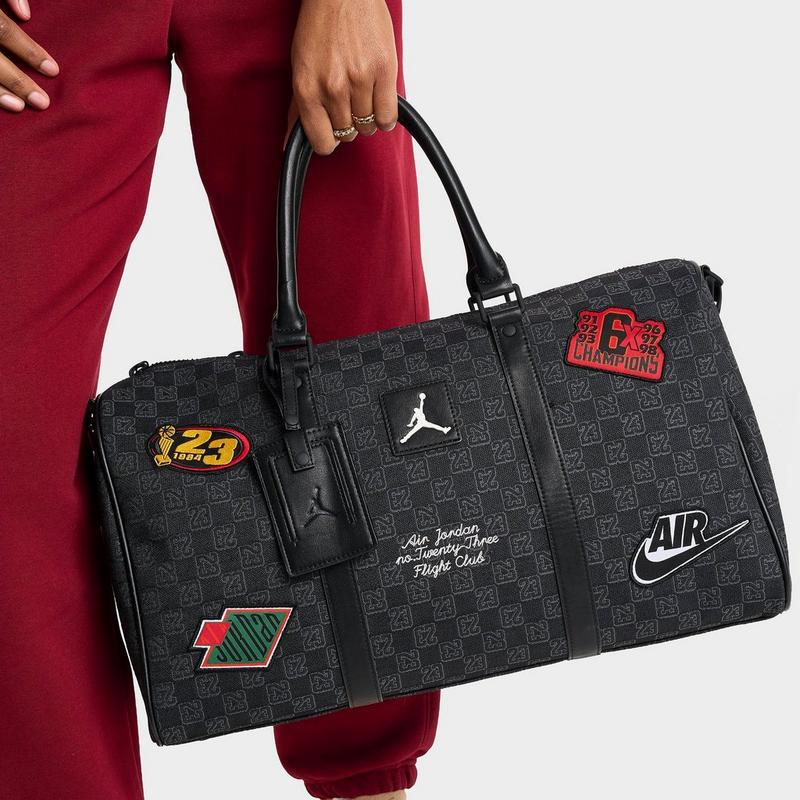 Jordan Brand Monogram Duffle Bag S レッド Jordan Monogram Pin Duffle Bag, 18.5in Travel | Hibbett