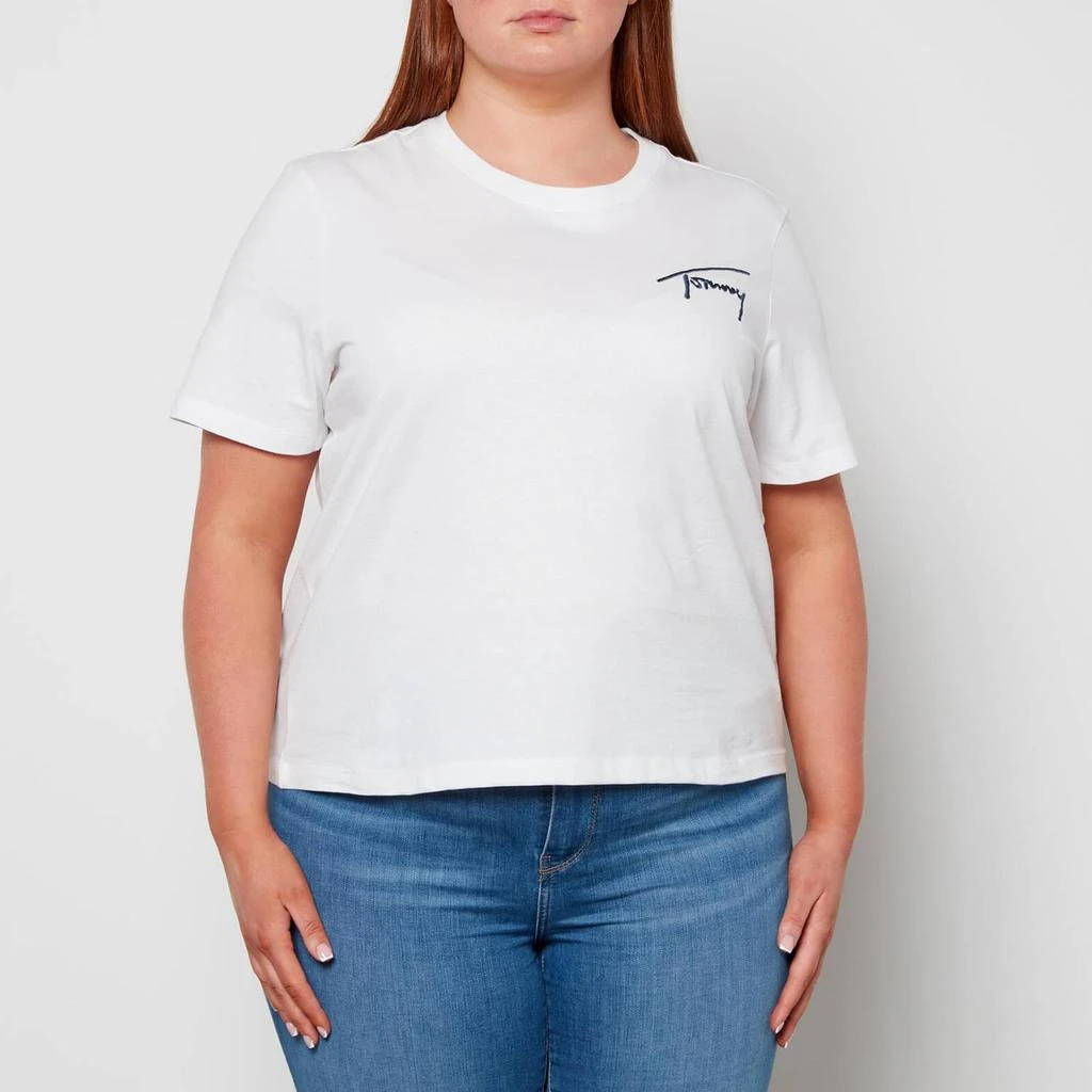 商品Tommy Jeans|Tommy Jeans Women's TJW Curve Signature T-Shirt - White,价格¥135,第1张图片