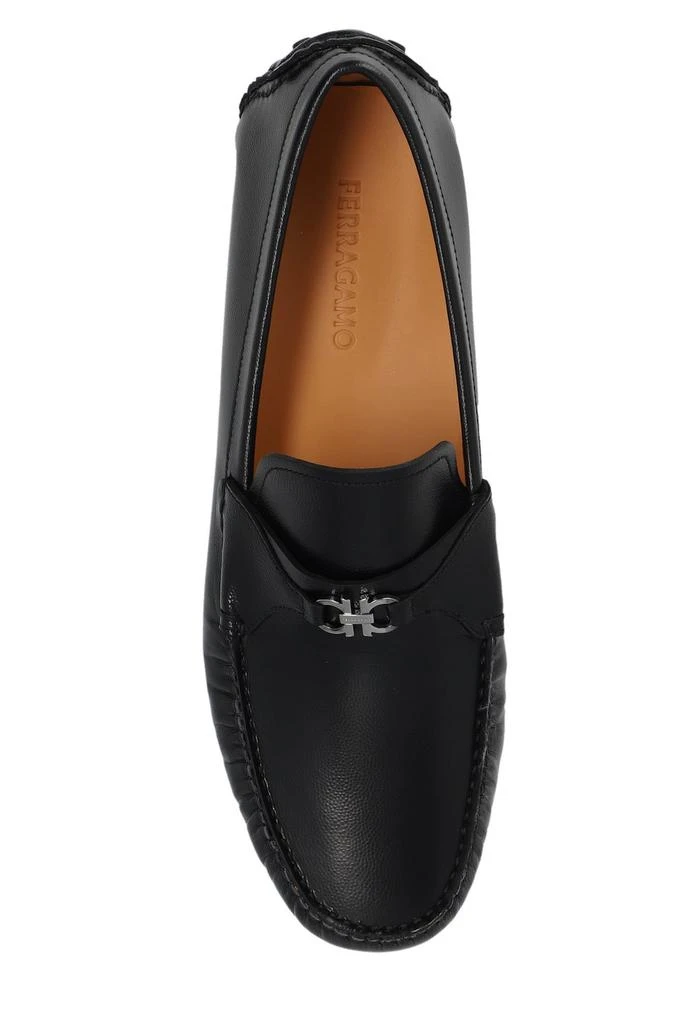 商品Salvatore Ferragamo|Salvatore Ferragamo Gancini-Buckle Slip-On Loafers,价格¥2585,第4张图片详细描述