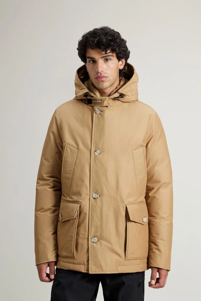 商品Woolrich|Arctic Anorak in Ramar Cloth with Detachable Fur - Men - Beige,价格¥4835,第4张图片详细描述
