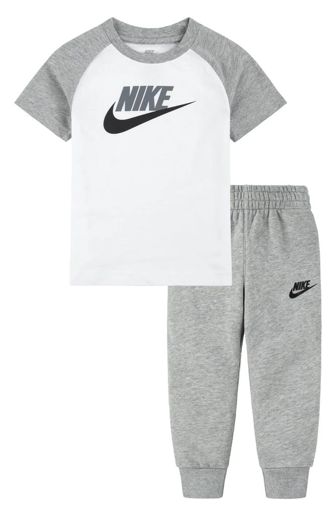 商品NIKE|童装 T 恤 慢跑裤套装,价格¥167,第1张图片