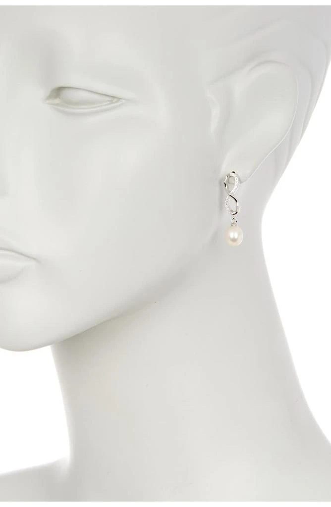 商品Splendid Pearls|Dangling 7.5-8mm Pearl Infinity Earrings,价格¥298,第2张图片详细描述