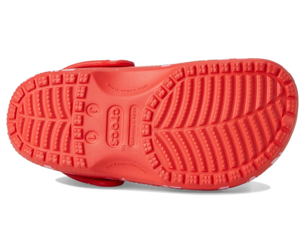 商品Crocs|Classic Clogs with Patterns and Graphics (Little Kid/Big Kid),价格¥255,第3张图片详细描述