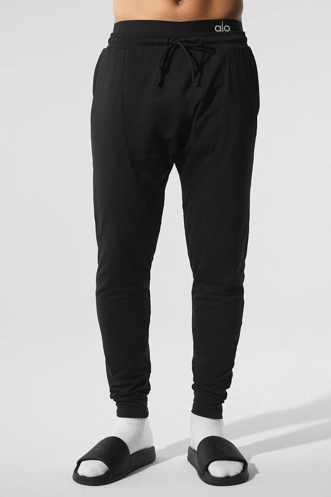 商品Alo|Conquer Revitalize Pant - Black,价格¥973,第1张图片