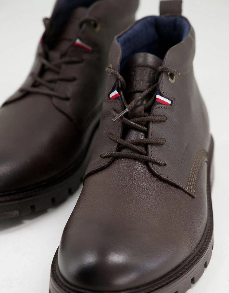 商品Tommy Hilfiger|Tommy Hilfiger chunky leather boots in brown,价格¥1127,第2张图片详细描述