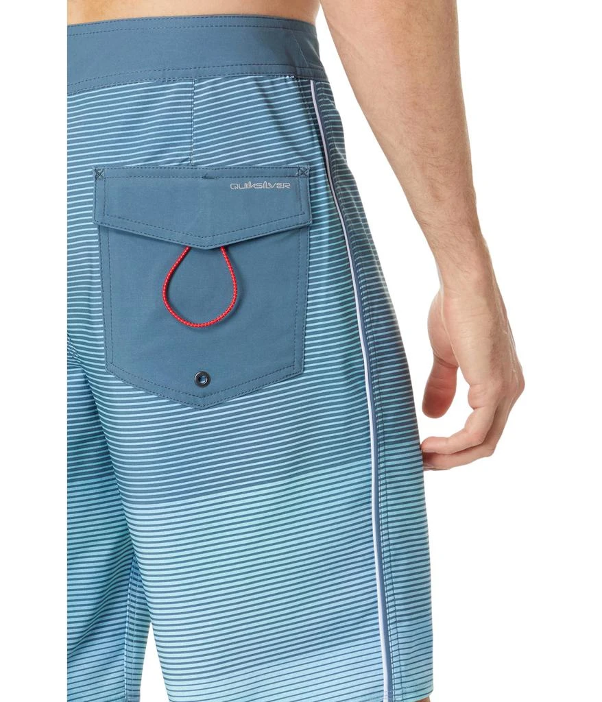 商品Quiksilver|Surfsilk Massive 20" Boardshorts,价格¥316,第3张图片详细描述