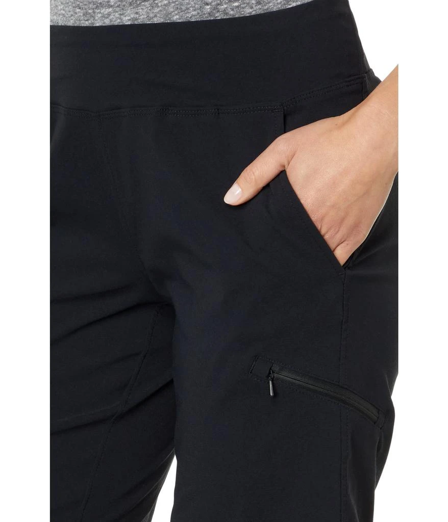 商品Mountain Hardwear|Dynama/2™ Bermuda Shorts,价格¥506,第3张图片详细描述
