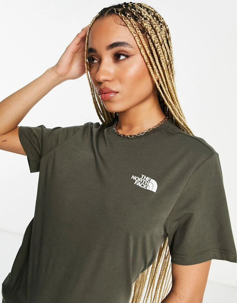 商品The North Face|The North Face Collage long sleeve t-shirt in green Exclusive at ASOS ,价格¥272,第2张图片详细描述