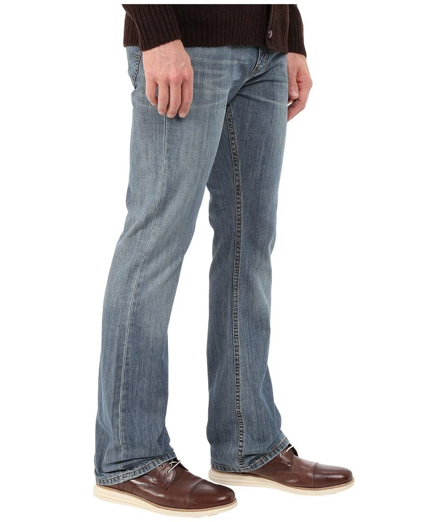 商品Levi's|527 Slim Boot Cut Jeans in Medium Chipped,价格¥441,第4张图片详细描述