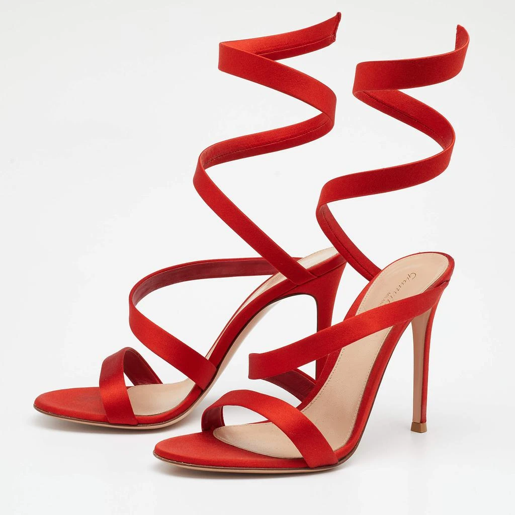 商品[二手商品] Gianvito Rossi|Gianvito Rossi Red Satin Opera Twirl Ankle Wrap Sandals Size 38.5,价格¥2529,第2张图片详细描述
