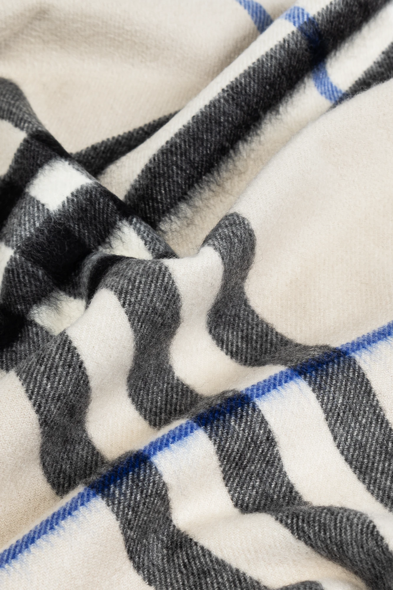 商品【商品预售15天发货】 Burberry|Burberry  8085927A3888LICHEN 花色,价格¥4609,第5张图片详细描述