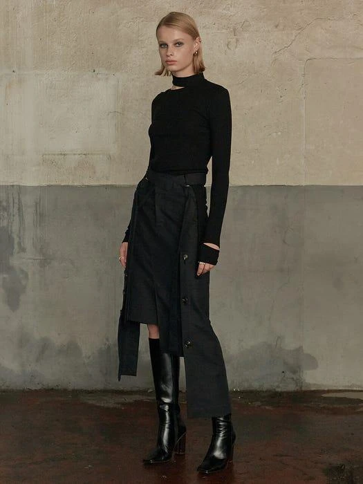 商品MUSEE|Venet Cut Out Side Point Top (Black),价格¥786,第1张图片