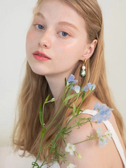 商品FANTASTIC PLANET|Rose Pearl Earrings_3colors,价格¥544,第2张图片详细描述