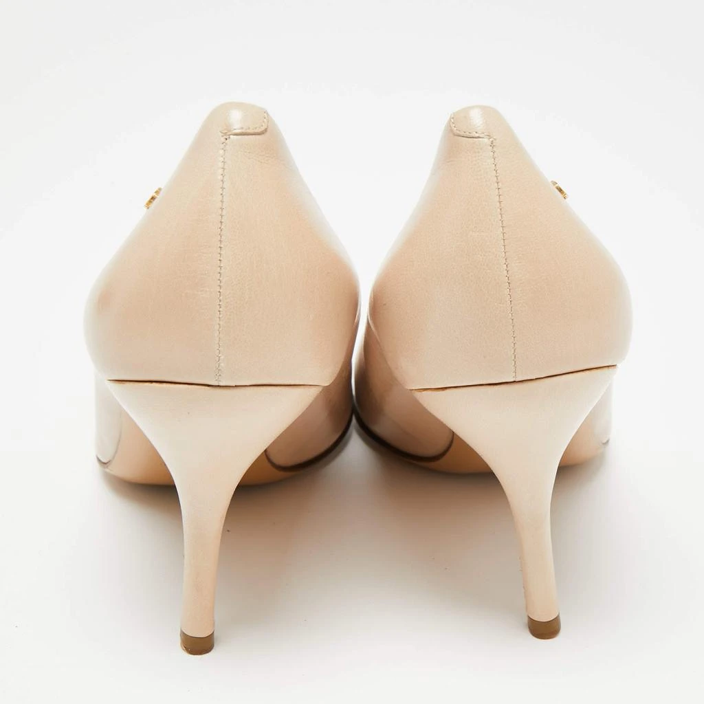 商品[二手商品] Chanel|Chanel Beige Leather CC Pointed Toe  Pumps Size 41,价格¥1360,第5张图片详细描述