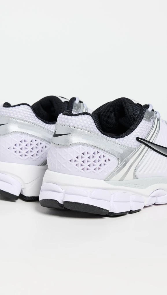 商品NIKE|Vomero 5 Sneakers,价格¥1278,第3张图片详细描述