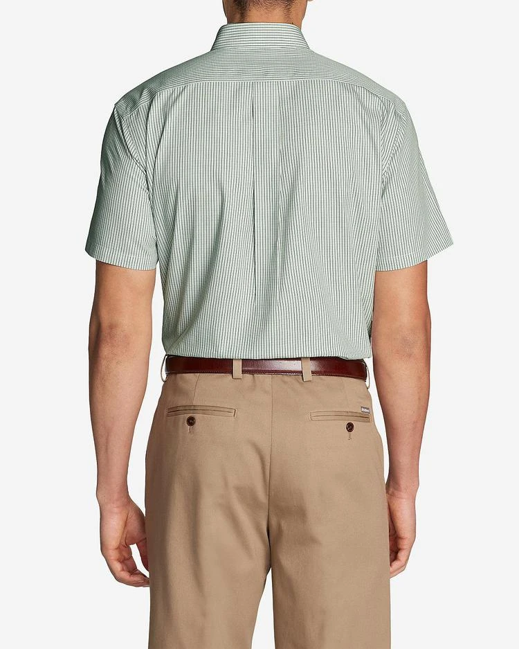 商品Eddie Bauer|Men&#39;s Wrinkle-Free Classic Pinpoint Oxford Short-Sleeve Shirt - Seasonal,价格¥298-¥484,第5张图片详细描述