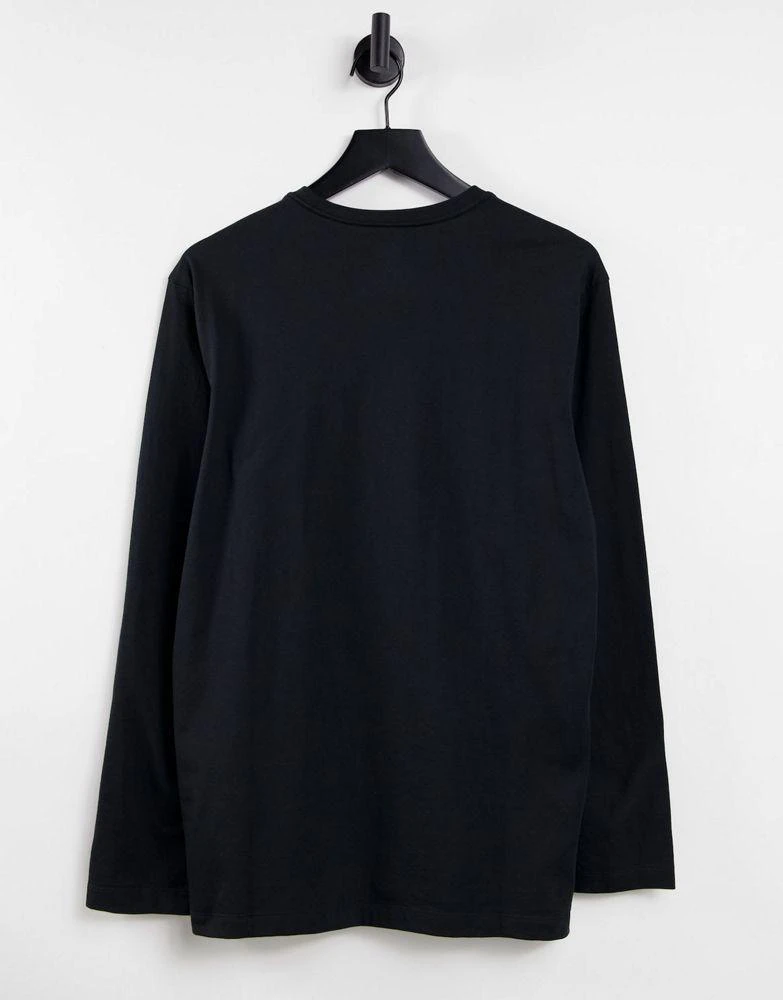 商品Jack Wolfskin|Jack Wolfskin Essential long sleeve t-shirt in black,价格¥167,第2张图片详细描述